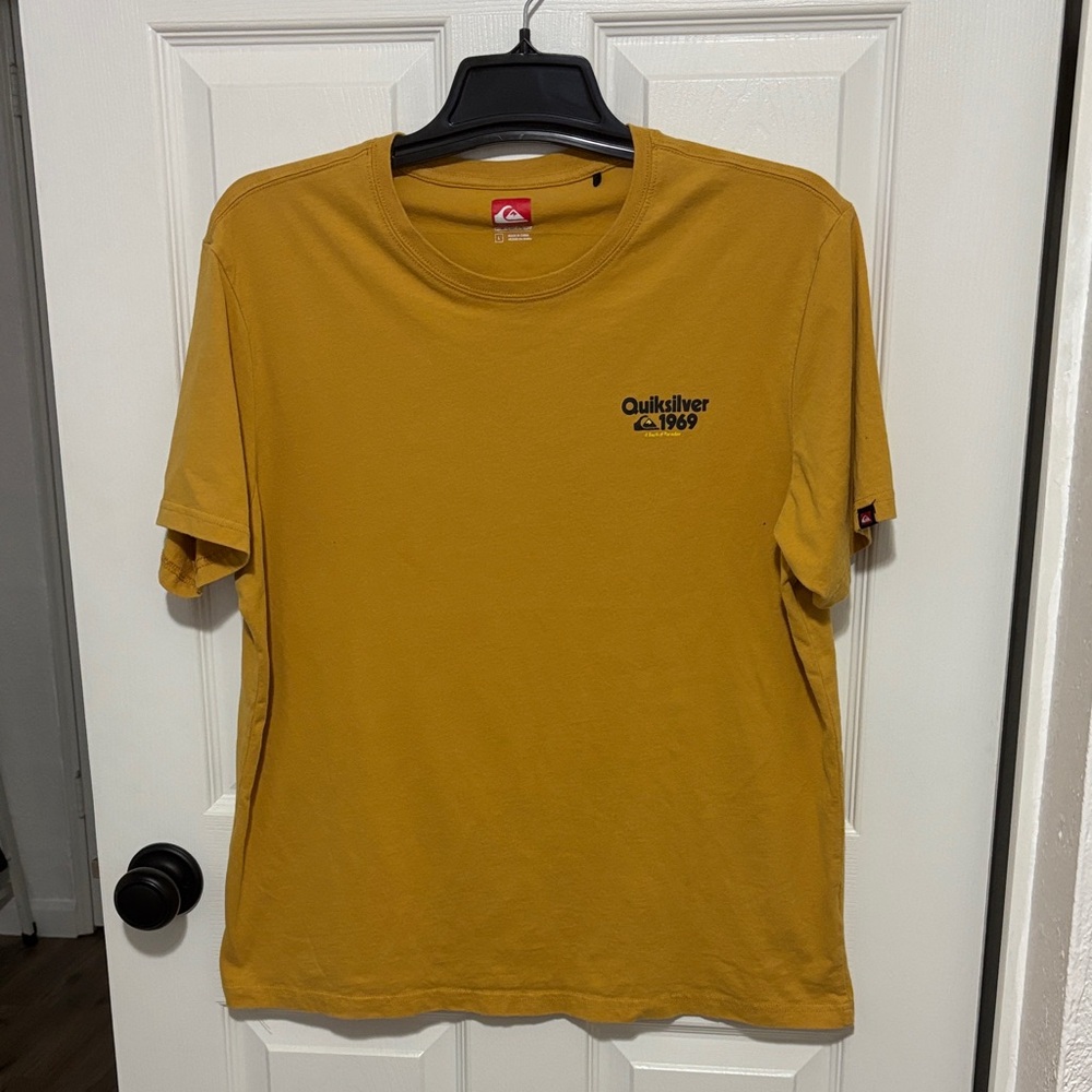 Quiksilver Men's Dry Fit Workout Mustard Yellow Cotton T-Shirt